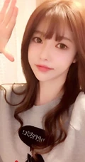 气质女生阿英气质好看肩带泳装家居服，写真，及生活照图集