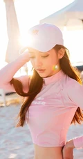 韩国气质女生模特孙允珠运动装系列一展匀称身形写真图集
