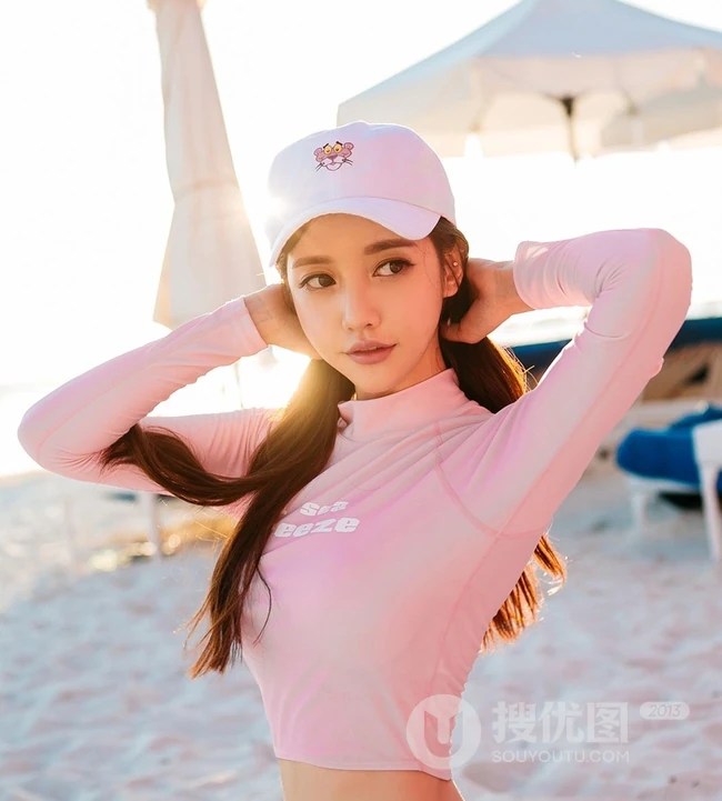 韩国气质女生模特孙允珠运动装系列一展匀称身形写真图集