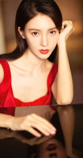 金晨红色吊带连衣长裙好看手机壁纸，温婉气质妆容精致