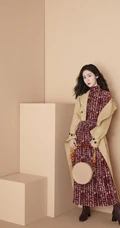 张碧晨演绎轻知性人风格服饰写真美图