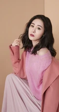 张碧晨演绎轻知性人风格服饰写真美图