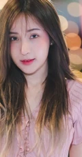泰国女生fearythanyarat气质连衣裙、紧身热裤等写真图片