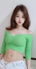韩国精选修身大屁股女生BJ徐雅气质自拍，生活照片图集