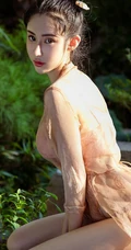古装女生姚梦琪复古风庭园院落深闺室内唯美写真图片