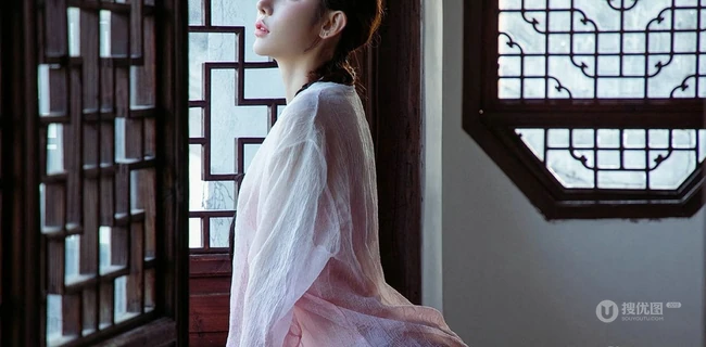 古装女生姚梦琪复古风庭园院落深闺室内唯美写真图片
