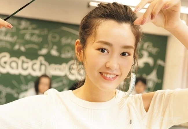 桐谷美玲寻找乐趣，去钓鱼咖啡馆玩钓小鱼