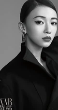 吴谨言时尚温婉杂志写真图片，尝试&ldquo;锦鲤色口红&rdquo;感觉焕然一新