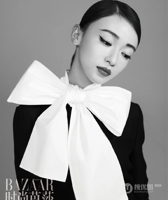 吴谨言时尚温婉杂志写真图片，尝试&ldquo;锦鲤色口红&rdquo;感觉焕然一新