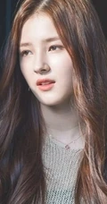 李承利Nancy McDonie好看牛仔裤，短裙等写真生活照图片集