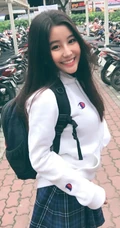 越南学生妹子Vo Ngoc Tran可爱动人气质生活照片图集