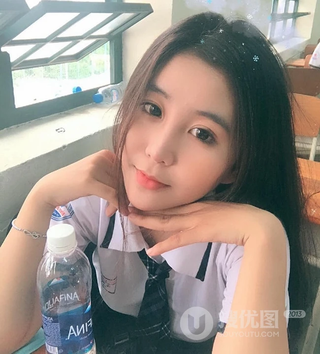 越南学生妹子Vo Ngoc Tran可爱动人气质生活照片图集