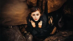 欧洲美女桌面壁纸图片，感受欧洲各种美女美艳性感瞬间