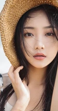 女生吴佳怡清新海边写真图片