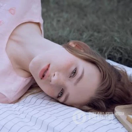 霸气高冷清新等好看的欧美女生系列高清QQ头像