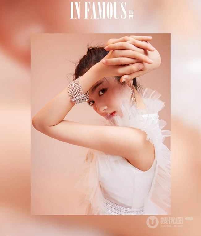李兰迪各类时尚服饰杂志写真，展示多元少女的个性装扮