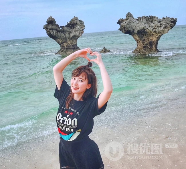 清新大学校花伊藤奈月可爱气质生活写真照片图集