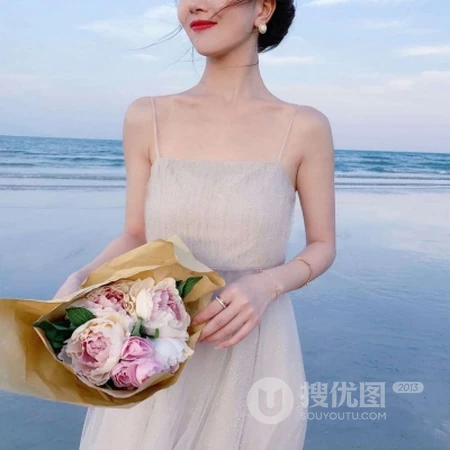 想找气质的头像吗？气质部位不露脸高清女生微信头像