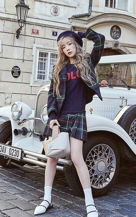 少女时代泰妍连衣裙系列街拍写真美图