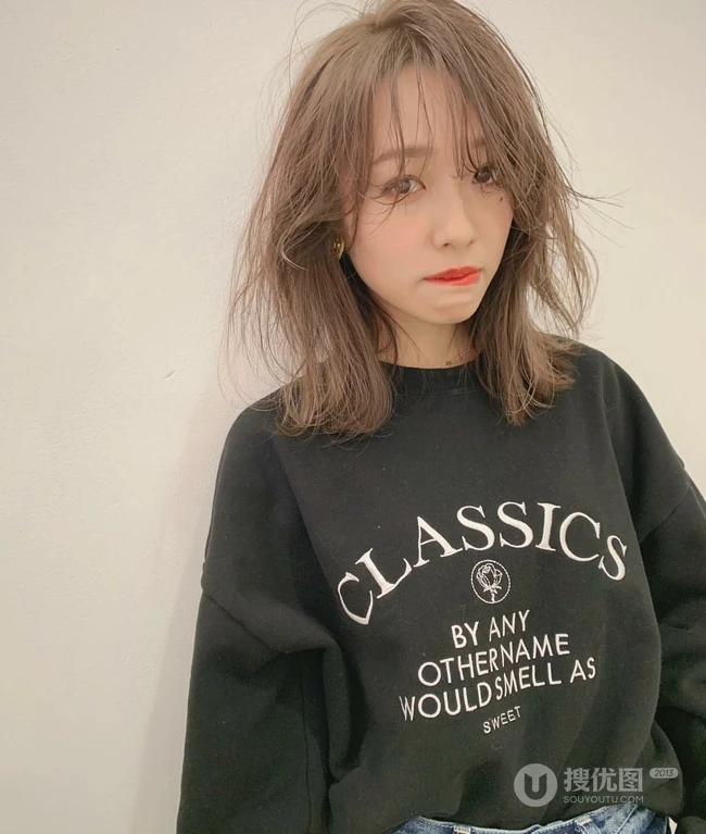 过度&ldquo;尴尬期&rdquo;的女生中发，过度长发过程时剪什么发型好 第6张