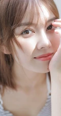 斑马纹肩带家居服牛仔短裤女生气质室内写真图片