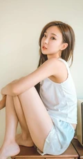 黑白电视，风扇，凉席 背心短裤少女复古风格清新写真