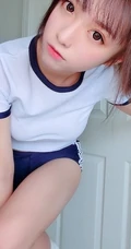 匀称气质台湾妹子borusushi紧身运动装短裤自拍照片