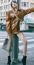 韩国女星泫雅时尚气质户外街拍写真图片