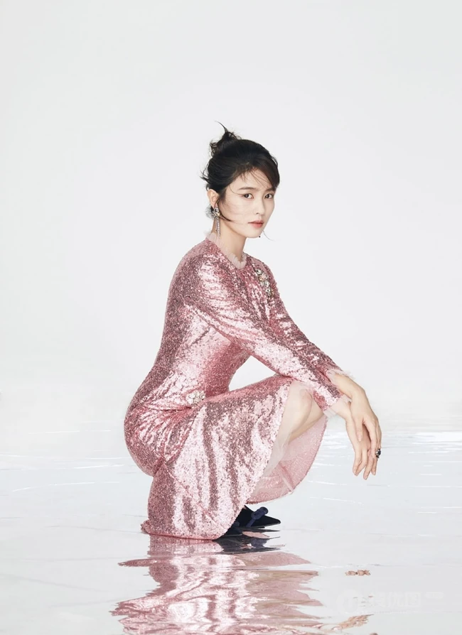 高颜值精选女星白鹿时尚秋装高清写真图集