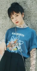 谭松韵微博晒少女感满满清爽秋装写真图片