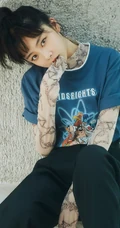 谭松韵微博晒少女感满满清爽秋装写真图片