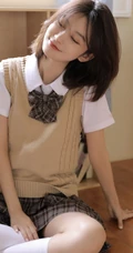 清纯微博网红什么七七学生制服短裙清新室内写真图集