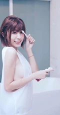 马来西亚精选短发清新女生黄洁琪写真，生活照片图集