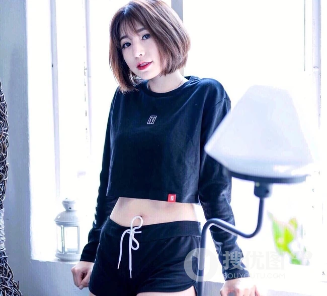 马来西亚精选短发清新女生黄洁琪写真，生活照片图集
