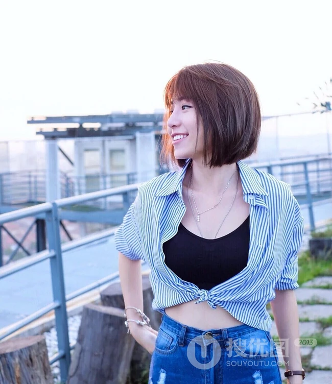 马来西亚精选短发清新女生黄洁琪写真，生活照片图集