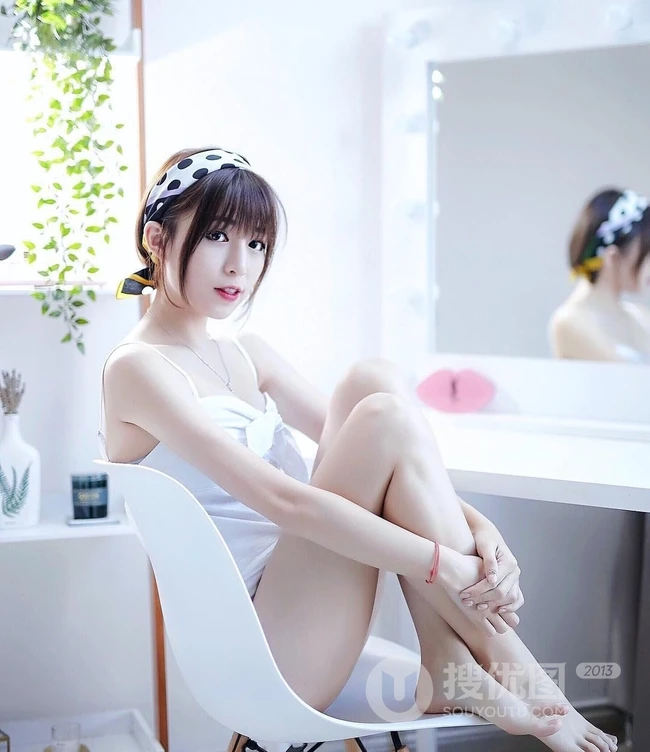 马来西亚精选短发清新女生黄洁琪写真，生活照片图集