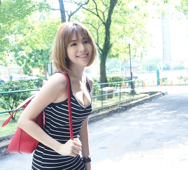 马来西亚精选短发清新女生黄洁琪写真，生活照片图集