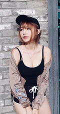 马来西亚精选短发清新女生黄洁琪写真，生活照片图集