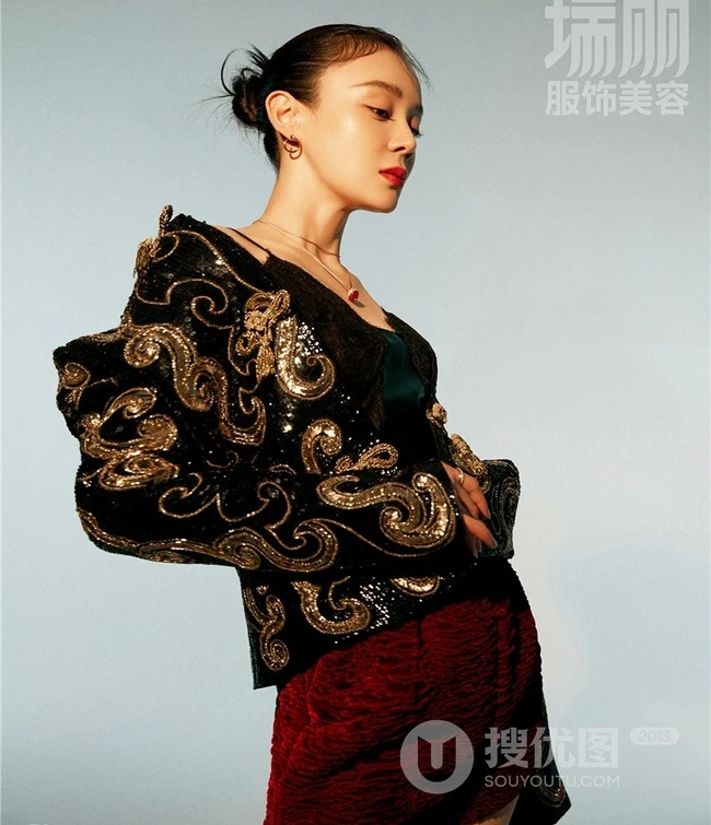 袁姗姗&ldquo;从心里看远方&rdquo;主题杂志封面写真大片