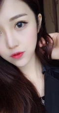 气质时尚女生Crystal李倩倩自拍美图，生活照片图集