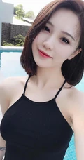气质时尚女生Crystal李倩倩自拍美图，生活照片图集