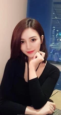 气质时尚女生Crystal李倩倩自拍美图，生活照片图集