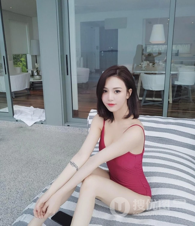 气质长腿气质女生Crystal李倩倩好看写真图片合辑