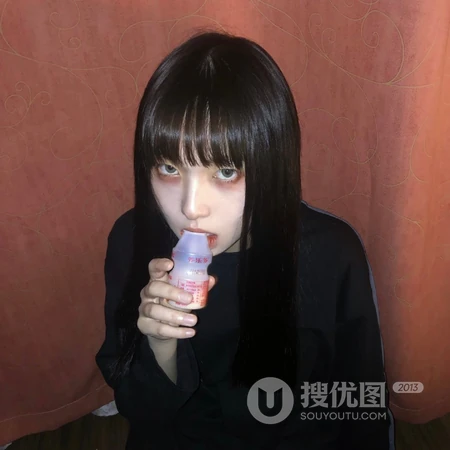 个性女生烟熏妆微信头像