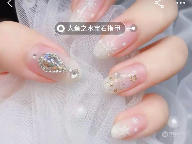 纯色贴花，风格百变的贴花美甲图片 第6张
