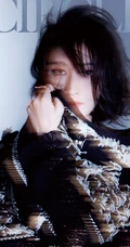 张俪《势界》杂志写真大片，演绎多种风格秋装动人魅力