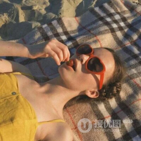 个性十足发型多变的欧女生生头像