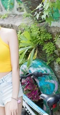 爱喝小茗同学的气质热裤女生小狐狸sica街拍写真图片