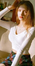精选俄罗斯气质少女秋衣短裤唯美室内写真美图