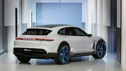 保时捷全新黑科技电动休旅车，型号Mission E Cross Turismo
